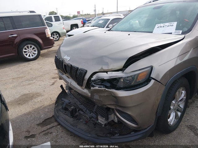 Продажа на аукционе авто 2019 Jeep Cherokee Latitude Fwd, vin: 1C4PJLCB1KD205039, номер лота: 45647450