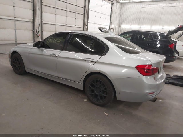 2016 Bmw 328i Xdrive მანქანა იყიდება აუქციონზე, vin: WBA8E3G51GNT80340, აუქციონის ნომერი: 45647511