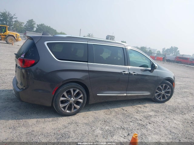 2018 Chrysler Pacifica Limited მანქანა იყიდება აუქციონზე, vin: 2C4RC1GG4JR186480, აუქციონის ნომერი: 45647519