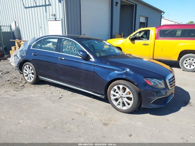 45647530 :رقم المزاد ، WDDZF4KB2JA399412 vin ، 2018 Mercedes-benz E 300 4matic مزاد بيع