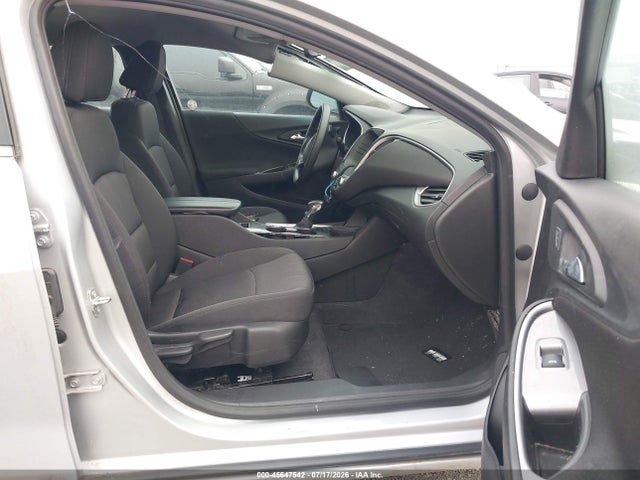 1G1ZD5ST9NF172928 Chevrolet Malibu Fwd Lt