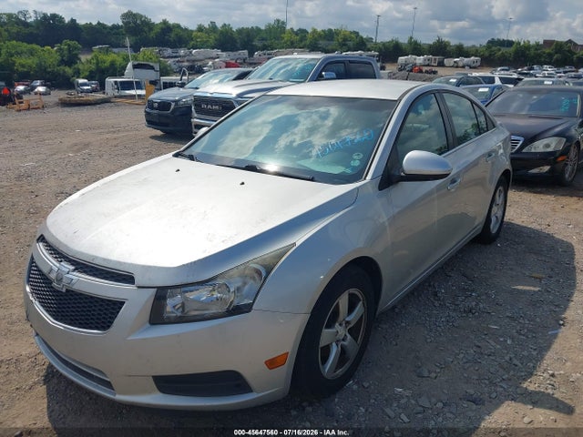 1G1PC5SBXE7400348 Chevrolet Cruze 1lt Auto