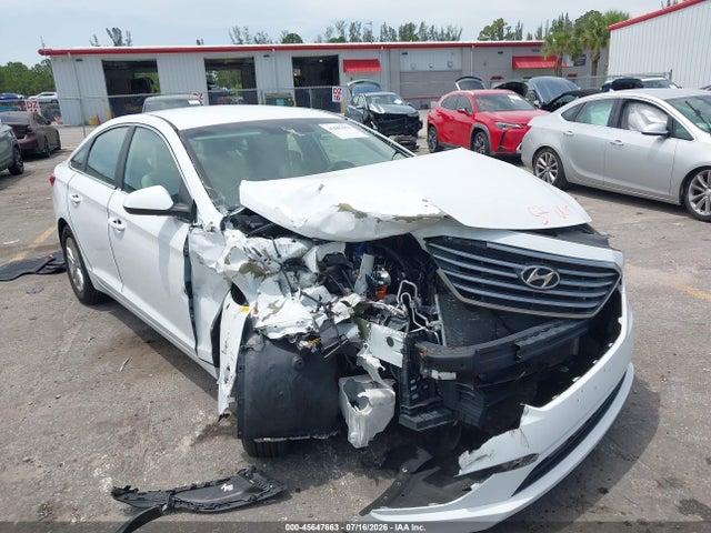 2017 Hyundai Sonata Se მანქანა იყიდება აუქციონზე, vin: 5NPE24AFXHH588224, აუქციონის ნომერი: 45647663