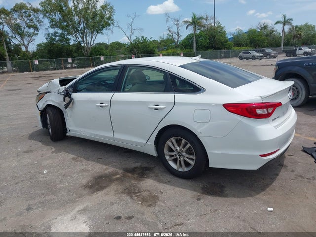2017 Hyundai Sonata Se მანქანა იყიდება აუქციონზე, vin: 5NPE24AFXHH588224, აუქციონის ნომერი: 45647663
