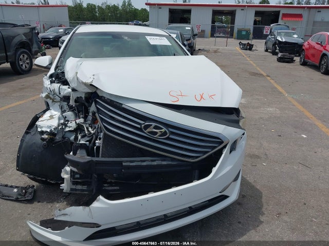 2017 Hyundai Sonata Se მანქანა იყიდება აუქციონზე, vin: 5NPE24AFXHH588224, აუქციონის ნომერი: 45647663