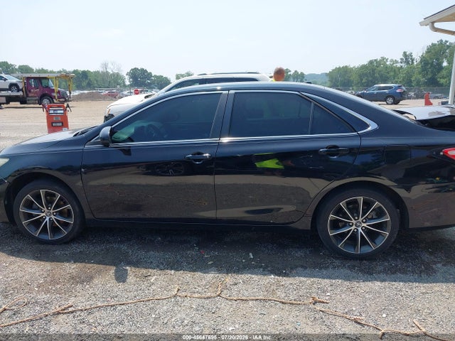 45647695 :رقم المزاد ، 4T1BF1FK1FU003685 vin ، 2015 Toyota Camry Xse مزاد بيع