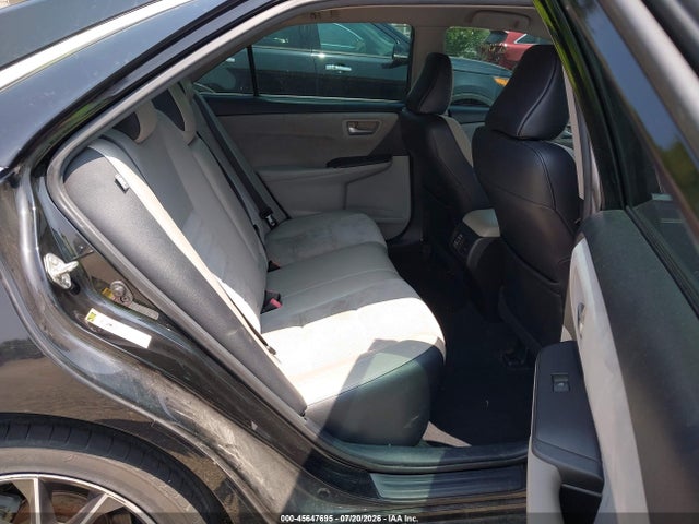 45647695 :رقم المزاد ، 4T1BF1FK1FU003685 vin ، 2015 Toyota Camry Xse مزاد بيع