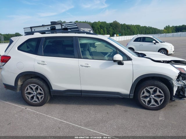 Продажа на аукционе авто 2020 Subaru Forester Premium, vin: JF2SKAJC5LH538878, номер лота: 45647709