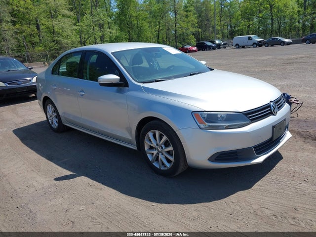 Продажа на аукционе авто 2014 Volkswagen Jetta 1.8t Se, vin: 3VWD17AJ2EM327662, номер лота: 45647723