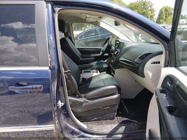 Продажа на аукционе авто 2015 Chrysler Town & Country Touring, vin: 2C4RC1BG0FR545189, номер лота: 45647732