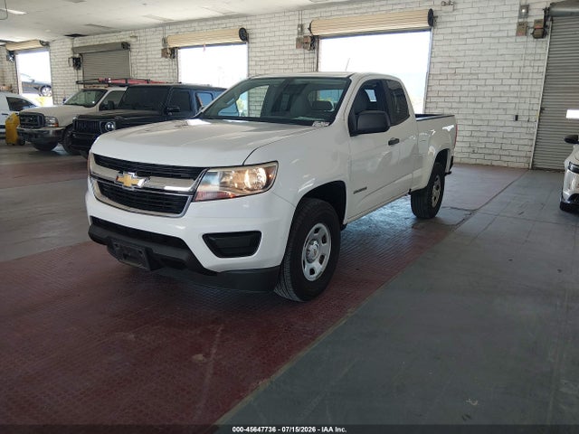 Chevrolet Colorado Wt 2018 1GCHSBEAXJ1272481 Image 2
