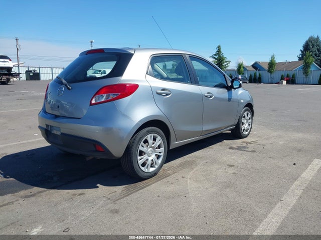 JM1DE1KZ3E0177976 Mazda Mazda2 Sport