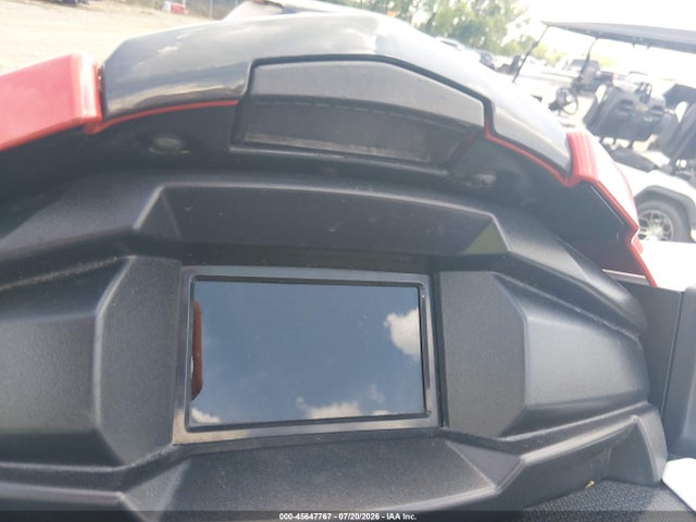 Yamaha Personal Watercraft 2022 YAMA2419C222 Image 7
