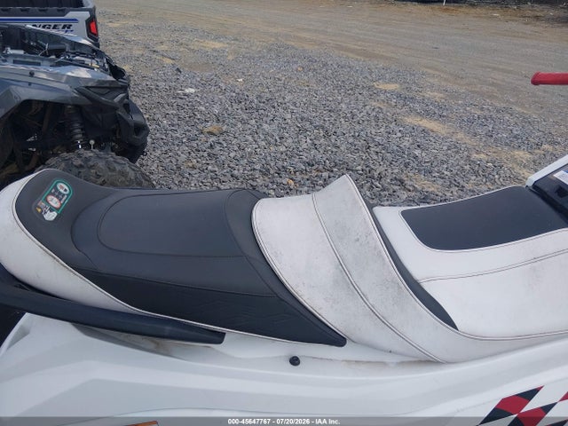Yamaha Personal Watercraft 2022 YAMA2419C222 Image 8