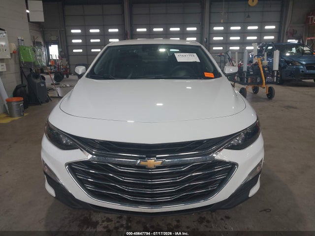 1G1ZC5ST0MF086117 Chevrolet Malibu Fwd 1fl