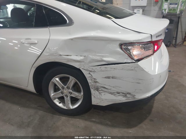 1G1ZC5ST0MF086117 Chevrolet Malibu Fwd 1fl