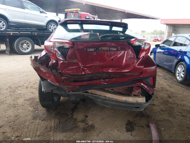 Toyota C-HR XLE 2018 NMTKHMBX3JR046597 Image 6