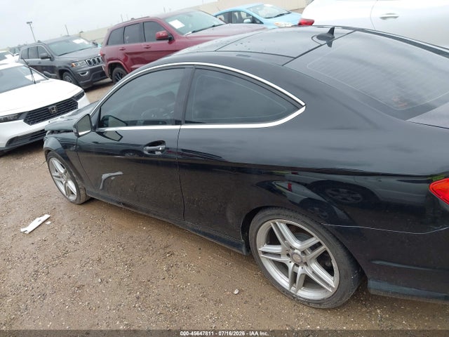 Aukcja sprzedaży 2015 Mercedes-benz C 250, vin: WDDGJ4HB5FG369242, numer aukcji: 45647811