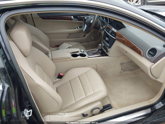 Aukcja sprzedaży 2015 Mercedes-benz C 250, vin: WDDGJ4HB5FG369242, numer aukcji: 45647811