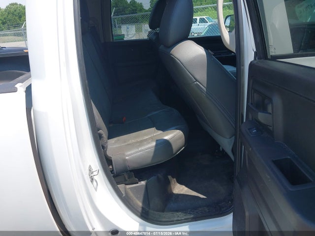 45647814 :رقم المزاد ، 1C6RR7FG9KS661969 vin ، 2019 Ram 1500 Classic Tradesman  4x4 6'4 Box مزاد بيع