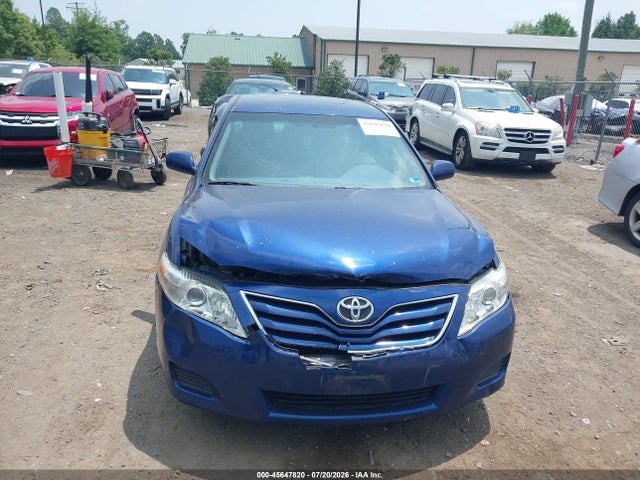 2010 Toyota Camry მანქანა იყიდება აუქციონზე, vin: 4T4BF3EK9AR011335, აუქციონის ნომერი: 45647820