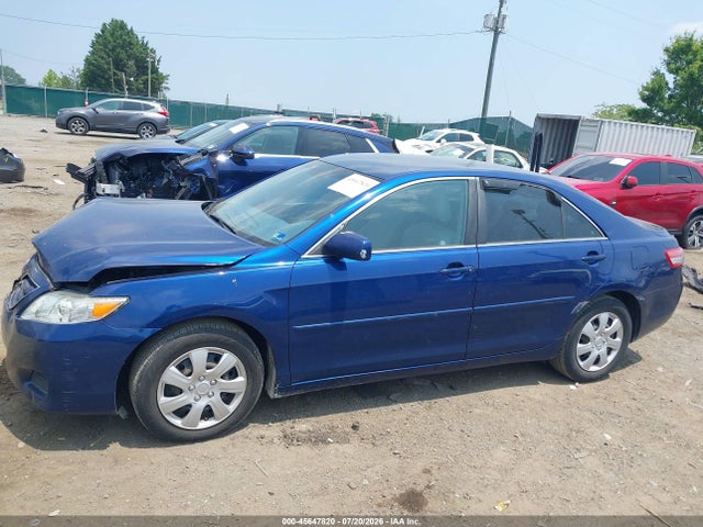 2010 Toyota Camry მანქანა იყიდება აუქციონზე, vin: 4T4BF3EK9AR011335, აუქციონის ნომერი: 45647820