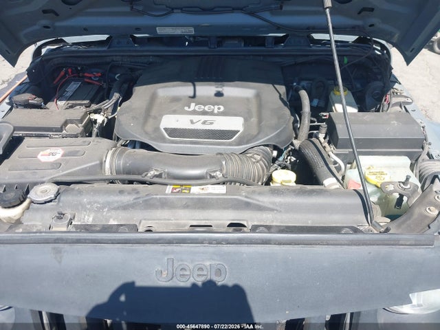 1C4BJWEGXEL284029 Jeep Wrangler Unlimited Sahara