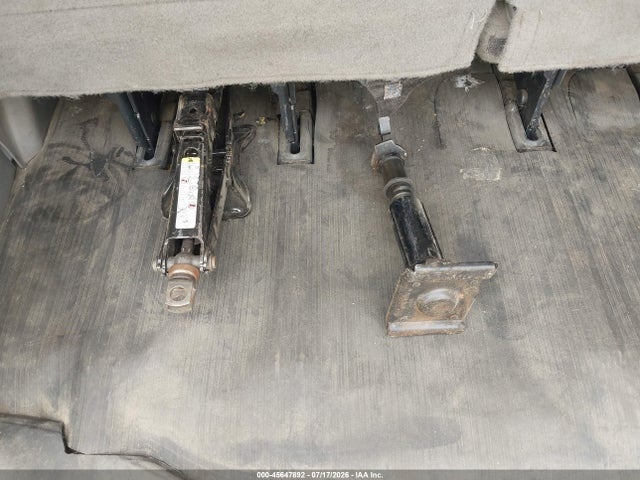 1GAWGEFP1L1233531 Chevrolet Express Passenger Rwd 2500 Regular Wheelbase Ls