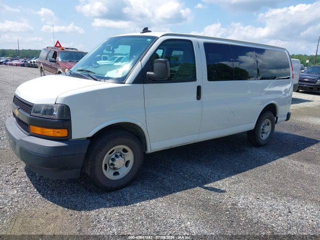 1GAWGEFP1L1233531 Chevrolet Express Passenger Rwd 2500 Regular Wheelbase Ls