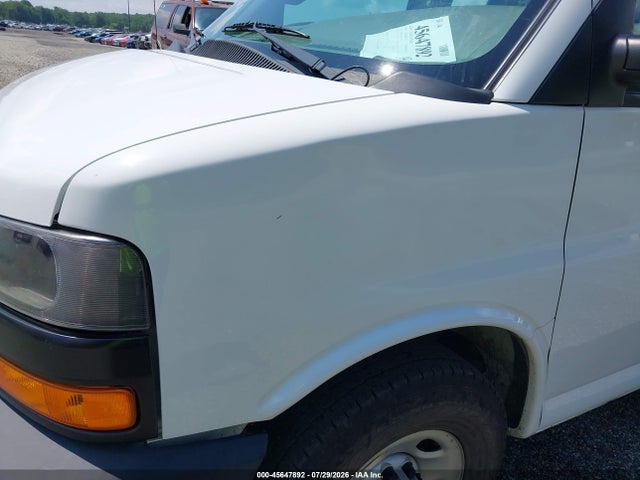 1GAWGEFP1L1233531 Chevrolet Express Passenger Rwd 2500 Regular Wheelbase Ls
