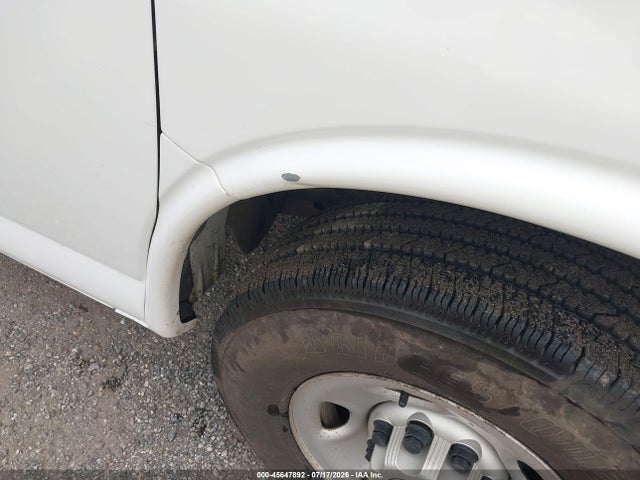 1GAWGEFP1L1233531 Chevrolet Express Passenger Rwd 2500 Regular Wheelbase Ls