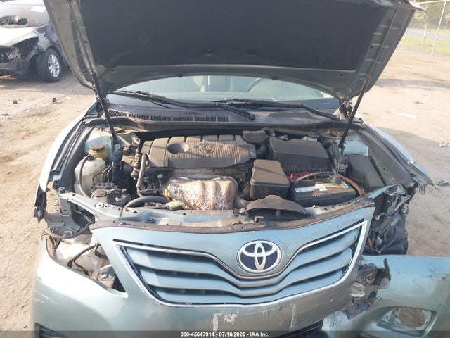 45647914 :رقم المزاد ، 4T1BF3EK4BU593257 vin ، 2011 Toyota Camry Le مزاد بيع