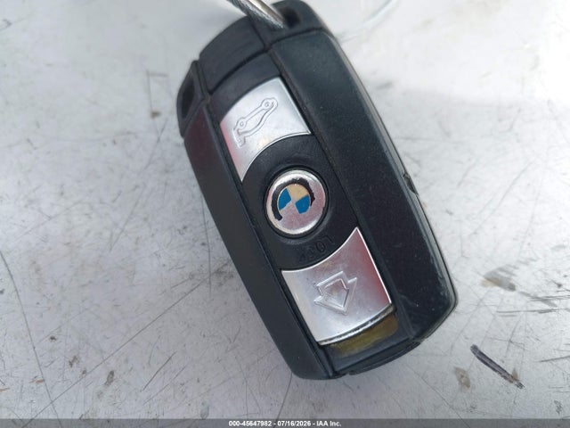 2009 Bmw 128i მანქანა იყიდება აუქციონზე, vin: WBAUL735X9VJ75359, აუქციონის ნომერი: 45647982