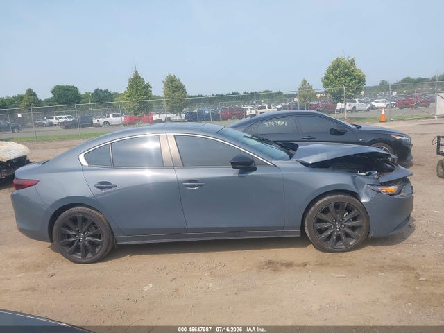 Продаж на аукціоні авто 2022 Mazda Mazda3 Carbon Edition, vin: 3MZBPACL7NM309868, номер лоту: 45647987