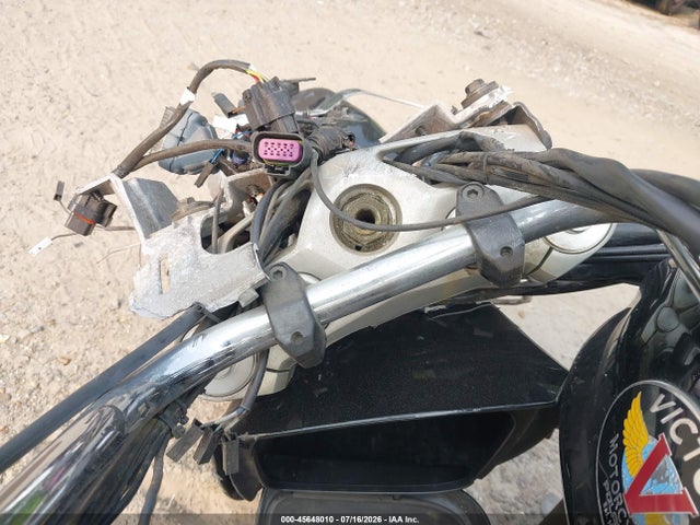2010 Victory Motorcycles Cross Country მანქანა იყიდება აუქციონზე, vin: 5VPDB36D7A3002739, აუქციონის ნომერი: 45648010