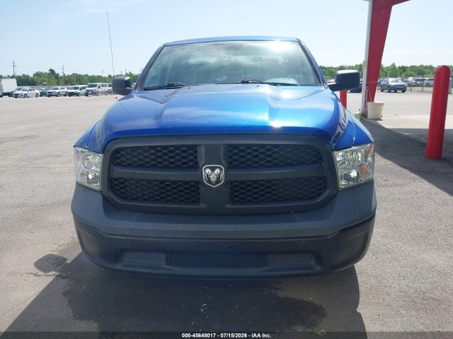 1C6RR6FGXJS290670 RAM 1500 Tradesman 4x2 6&#039;4 Box