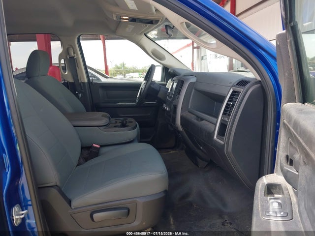 1C6RR6FGXJS290670 RAM 1500 Tradesman 4x2 6&#039;4 Box