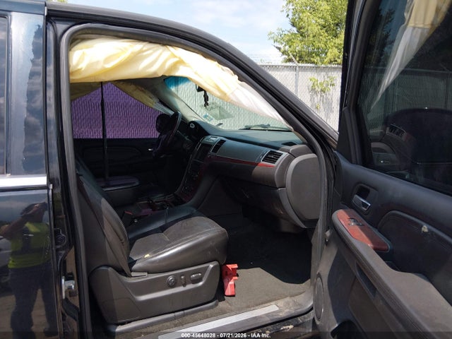 45648028 :رقم المزاد ، 1GYFK63807R235412 vin ، 2007 Cadillac Escalade مزاد بيع
