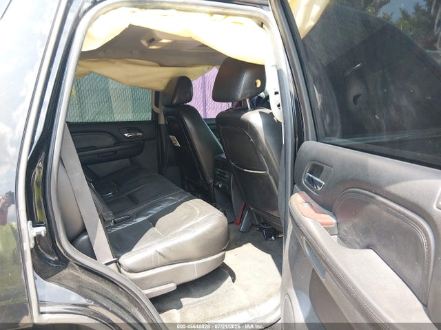 45648028 :رقم المزاد ، 1GYFK63807R235412 vin ، 2007 Cadillac Escalade مزاد بيع