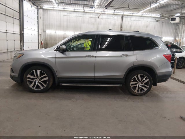Auction sale of the 2016 Honda Pilot Touring, vin: 5FNYF6H95GB026824, lot number: 45648031