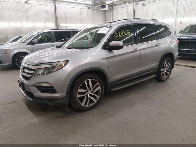 Auction sale of the 2016 Honda Pilot Touring, vin: 5FNYF6H95GB026824, lot number: 45648031