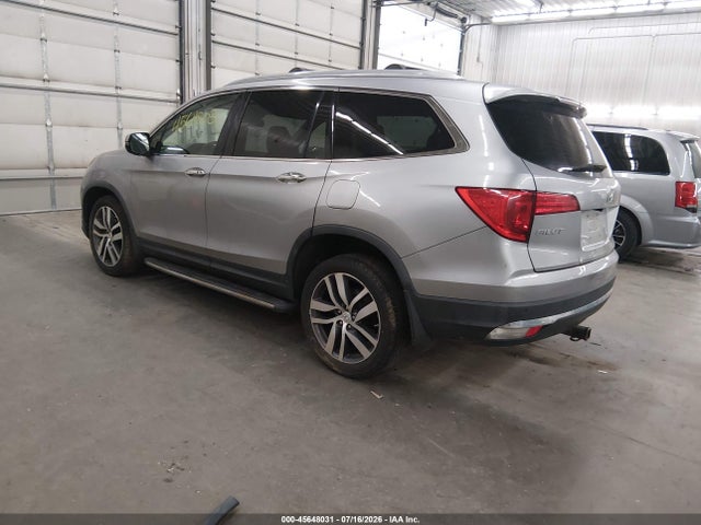 Auction sale of the 2016 Honda Pilot Touring, vin: 5FNYF6H95GB026824, lot number: 45648031