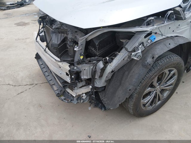 Продажа на аукционе авто 2024 Toyota Rav4 Hybrid Xle Premium, vin: JTMB6RFV4RD150360, номер лота: 45648082