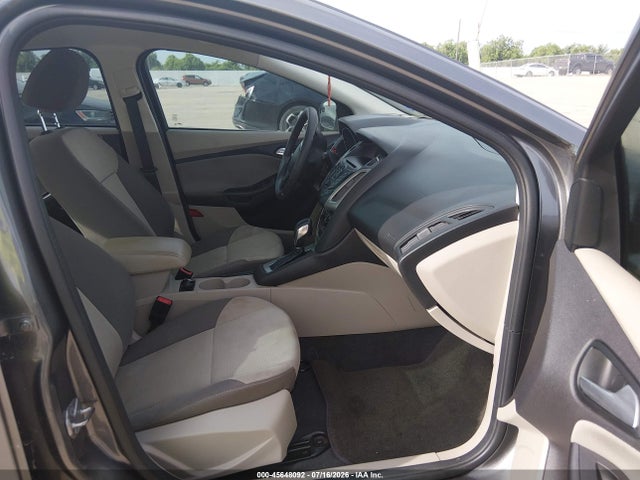 1FADP3F26EL293504 Ford FOCUS SE