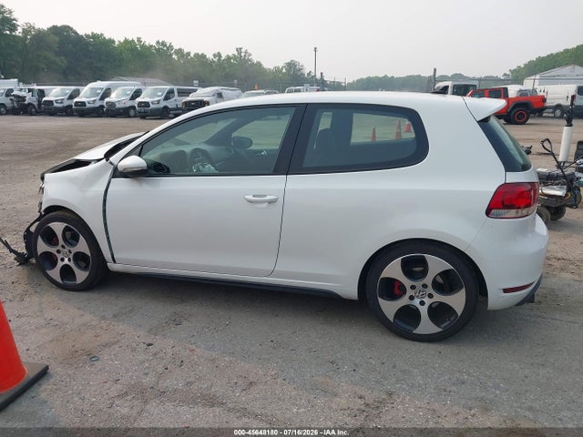 2013 Volkswagen Gti 2-door მანქანა იყიდება აუქციონზე, vin: WVWED7AJ4DW116394, აუქციონის ნომერი: 45648180