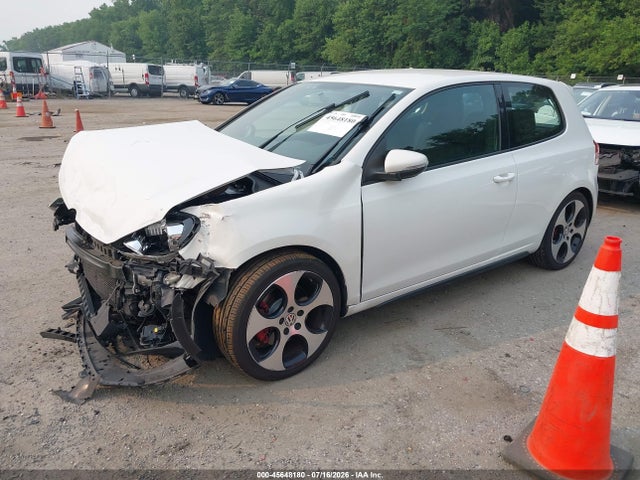 2013 Volkswagen Gti 2-door მანქანა იყიდება აუქციონზე, vin: WVWED7AJ4DW116394, აუქციონის ნომერი: 45648180