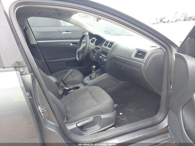 3VW1K7AJ7EM443634 Volkswagen Jetta 2.0l S