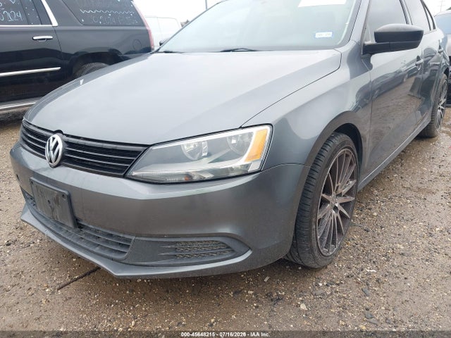 3VW1K7AJ7EM443634 Volkswagen Jetta 2.0l S