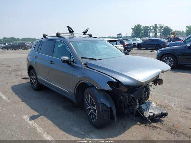 45648224 :رقم المزاد ، 3VV2B7AX8MM009590 vin ، 2021 Volkswagen Tiguan 2.0t Se/2.0t Se R-line Black/2.0t Sel مزاد بيع
