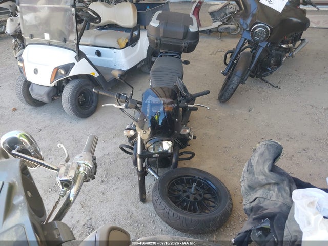 Moto Guzzi V9 Roamer 2017 ZGULHU018HM000352 Image 5